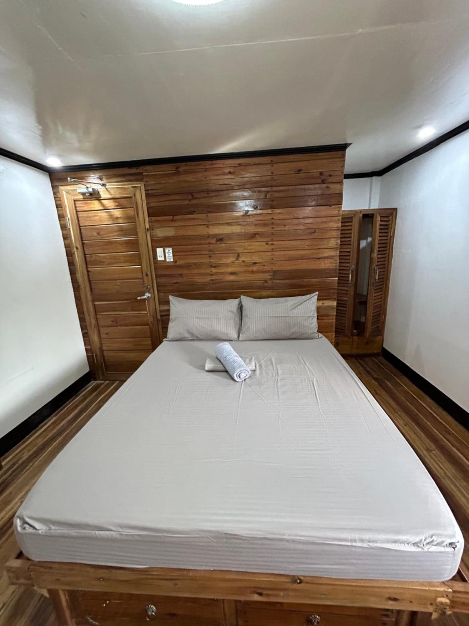 Islanders Hostel Port Barton San Vicente  Εξωτερικό φωτογραφία
