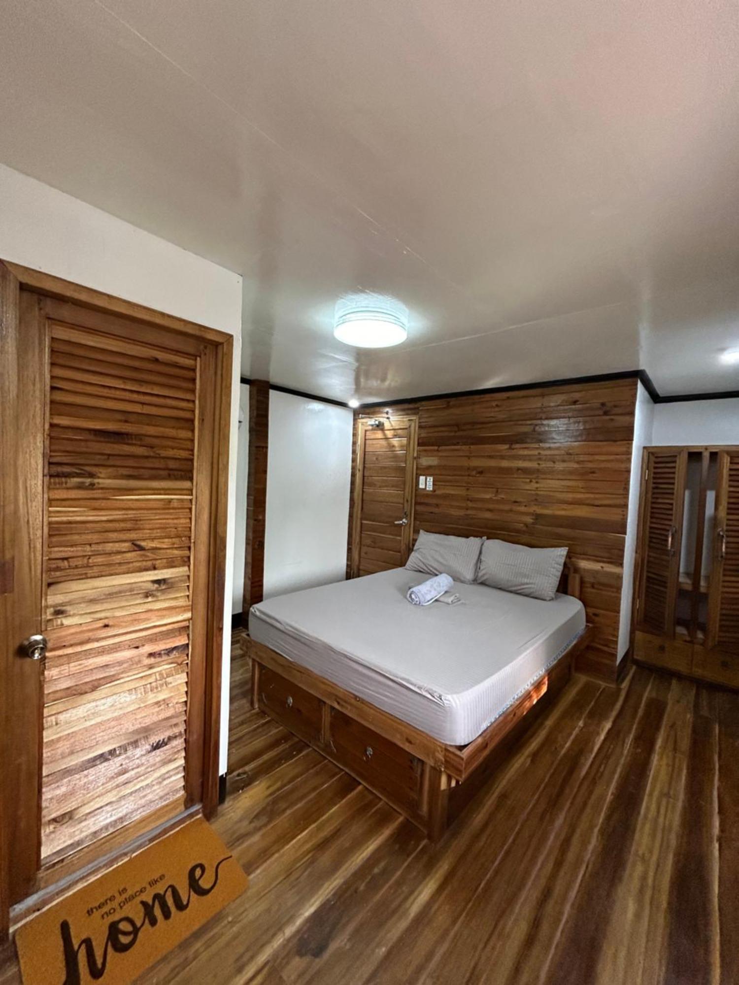 Islanders Hostel Port Barton San Vicente  Εξωτερικό φωτογραφία
