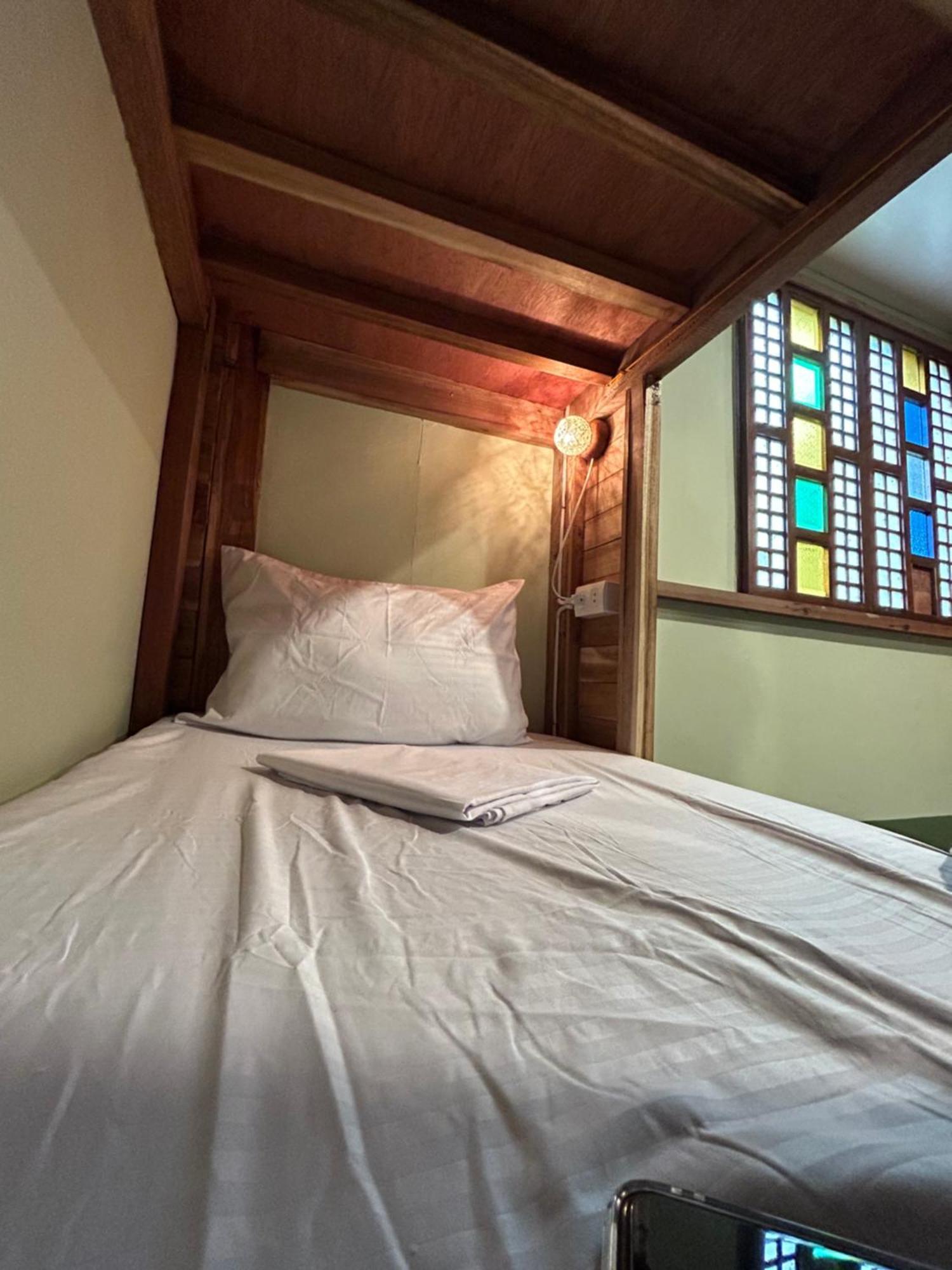 Islanders Hostel Port Barton San Vicente  Εξωτερικό φωτογραφία